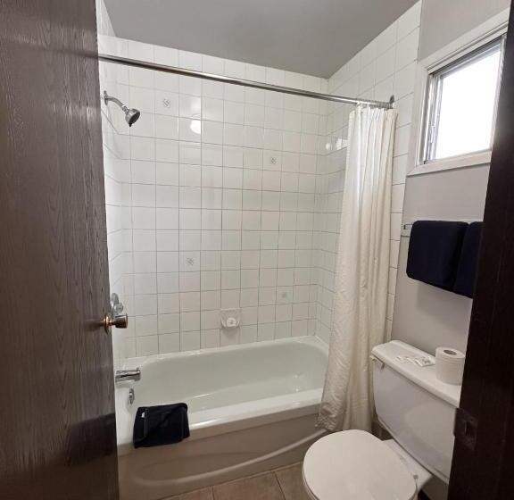 モーテル Howard Johnson By Wyndham Edson