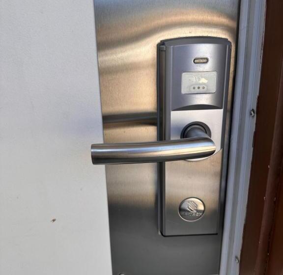 モーテル Howard Johnson By Wyndham Edson