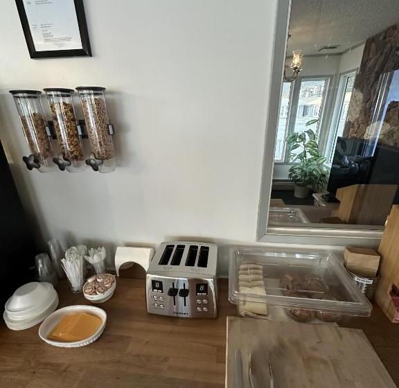 モーテル Howard Johnson By Wyndham Edson