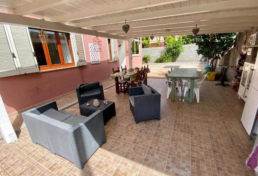 تختخواب و صبحانه Tigrillo Bed&breakfast