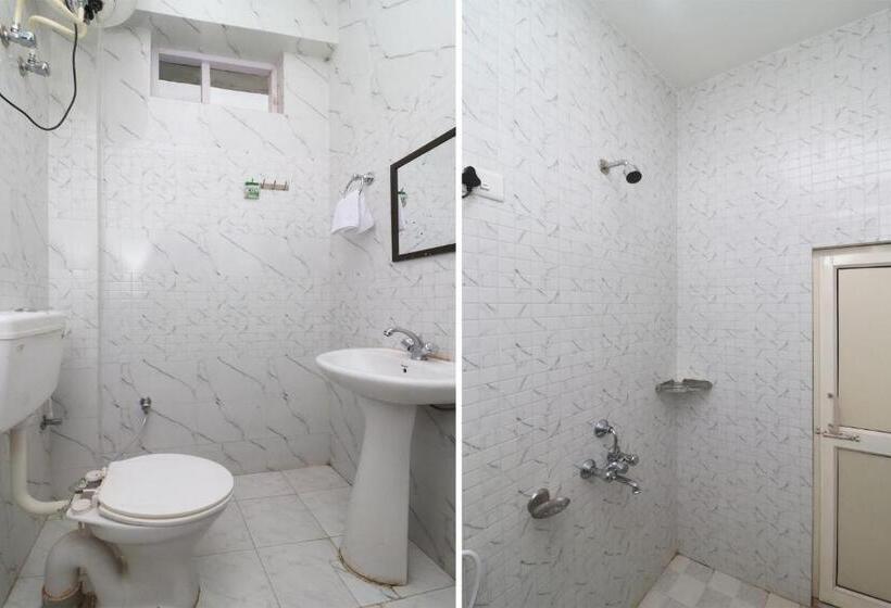 Отель Aqua Waterfall