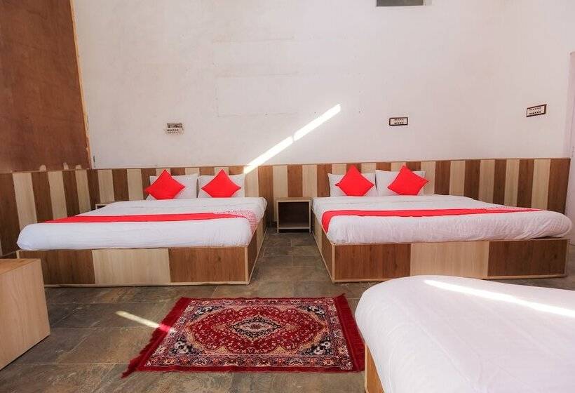 Отель Aqua Waterfall