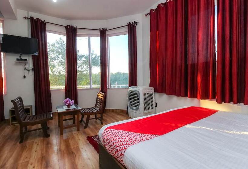 Отель Aqua Waterfall