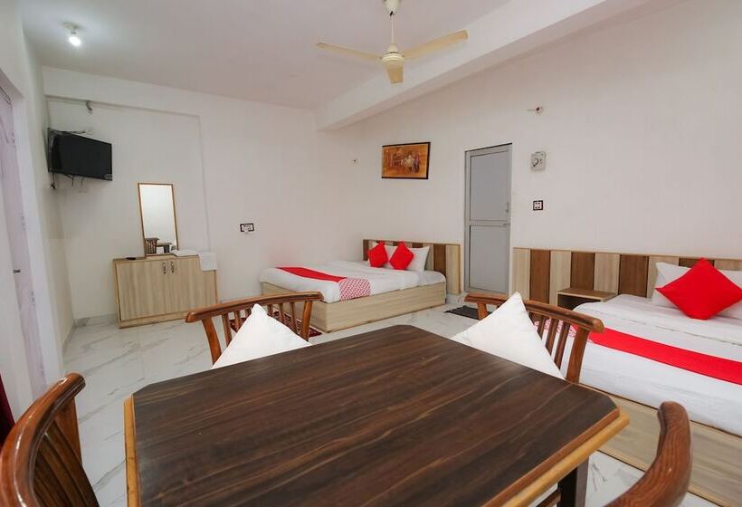 Отель Aqua Waterfall