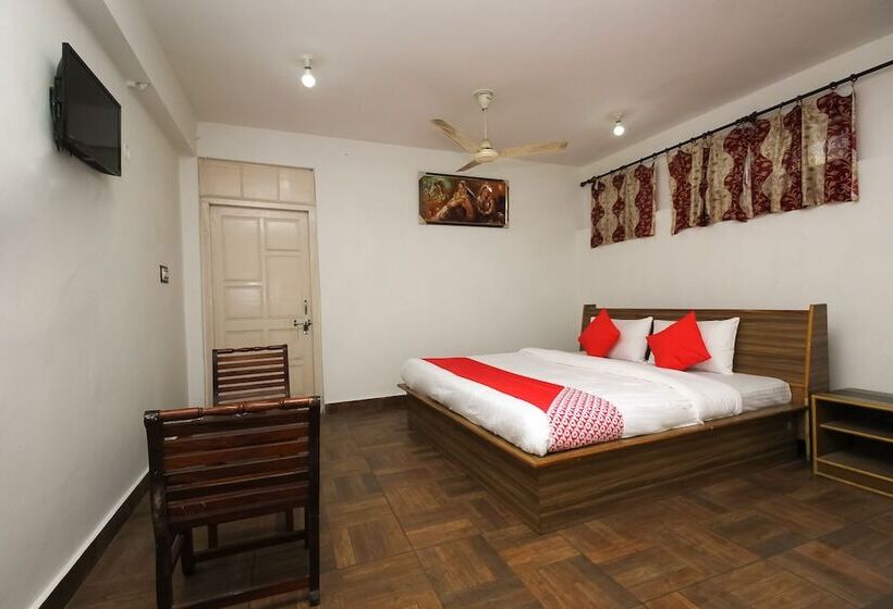 Отель Aqua Waterfall