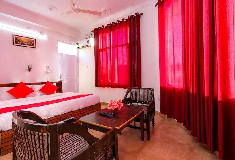 Отель Aqua Waterfall