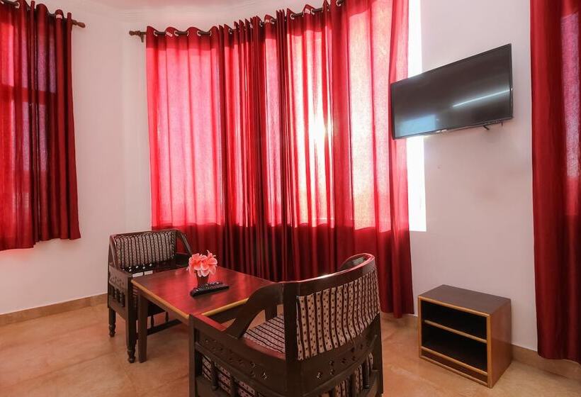 Отель Aqua Waterfall