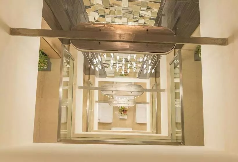 Hotelli Chenthur Park