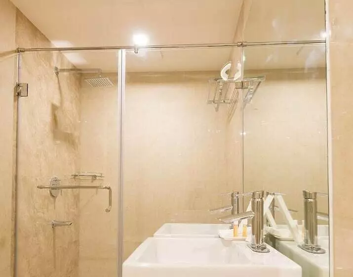 Hotelli Chenthur Park