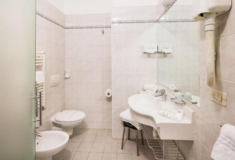 בית מלון כפרי Curtis Centrale