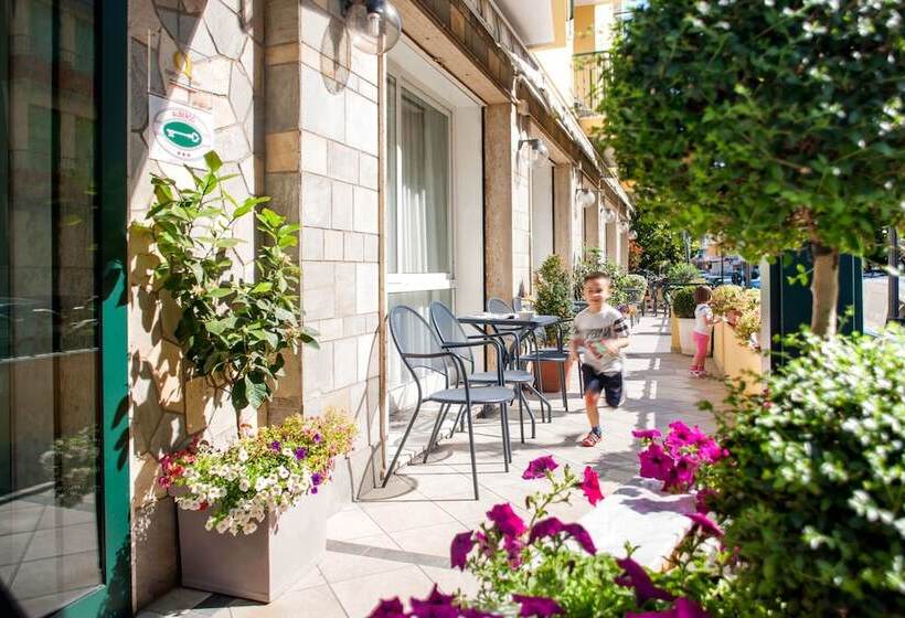 בית מלון כפרי Curtis Centrale