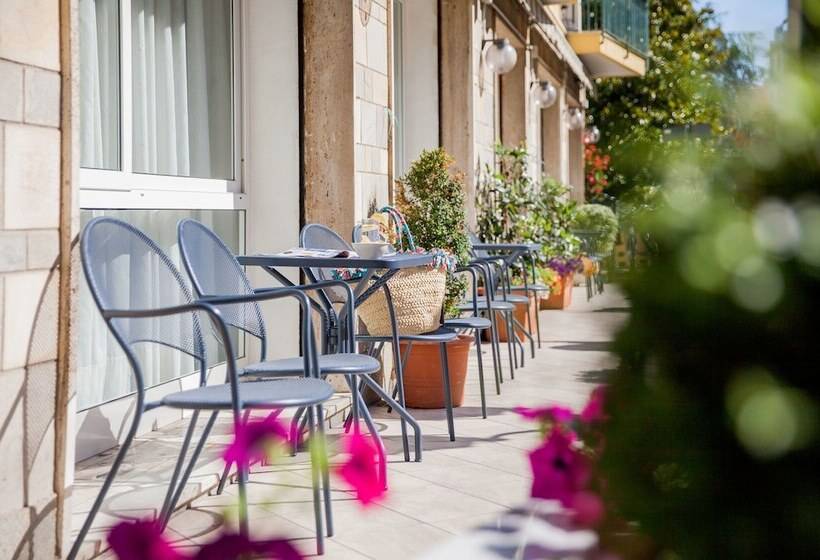 בית מלון כפרי Curtis Centrale