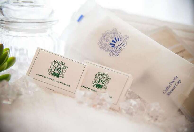 בית מלון כפרי Curtis Centrale