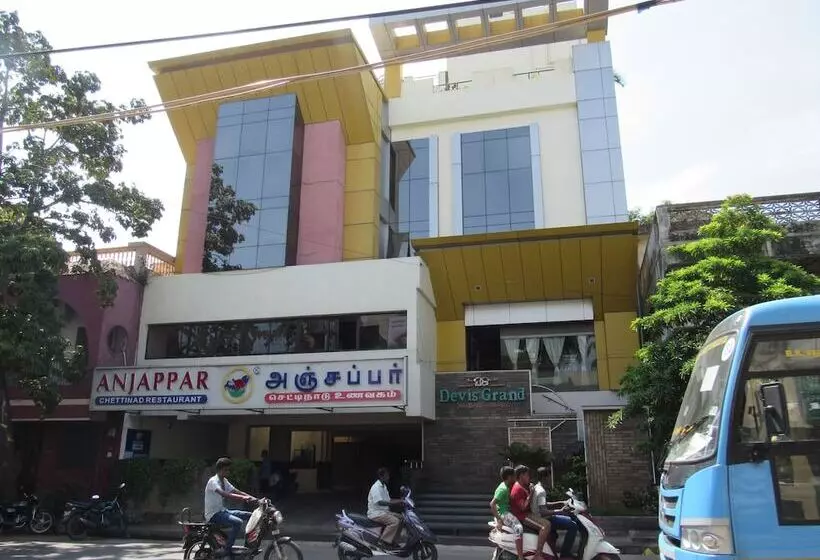 هتل Devis Grand