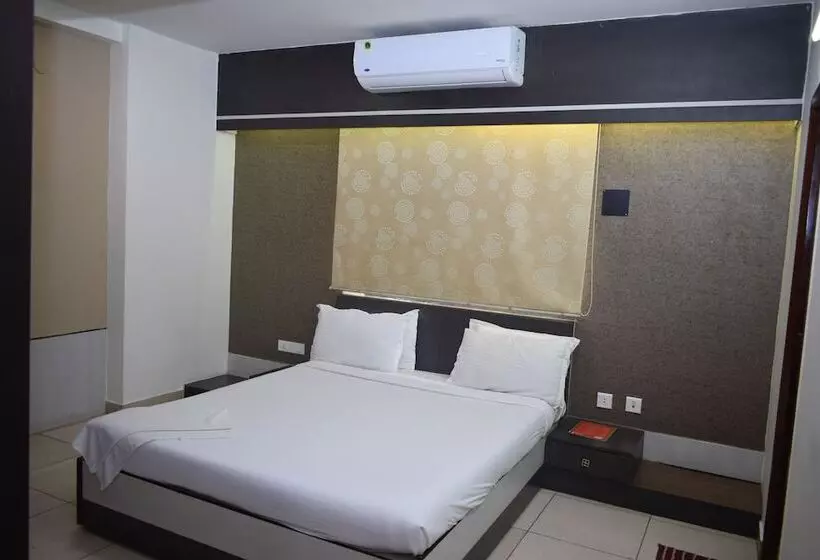 هتل Devis Grand