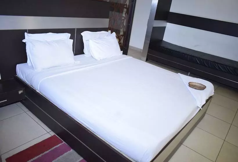 هتل Devis Grand