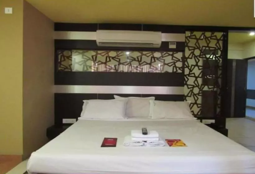 هتل Devis Grand