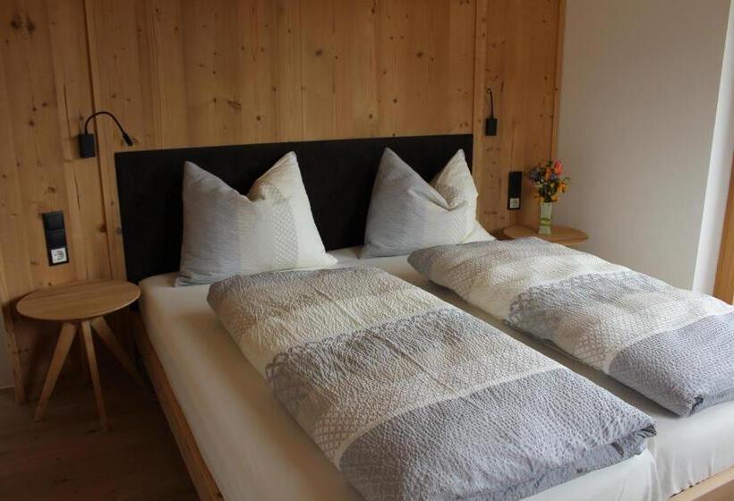 هتل Eco Bnb & Apartments Bründlerhof