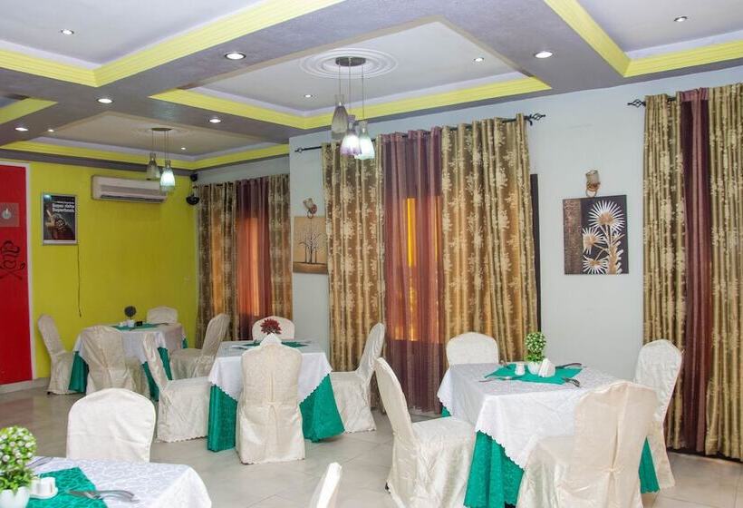 هتل Finesse Luisa