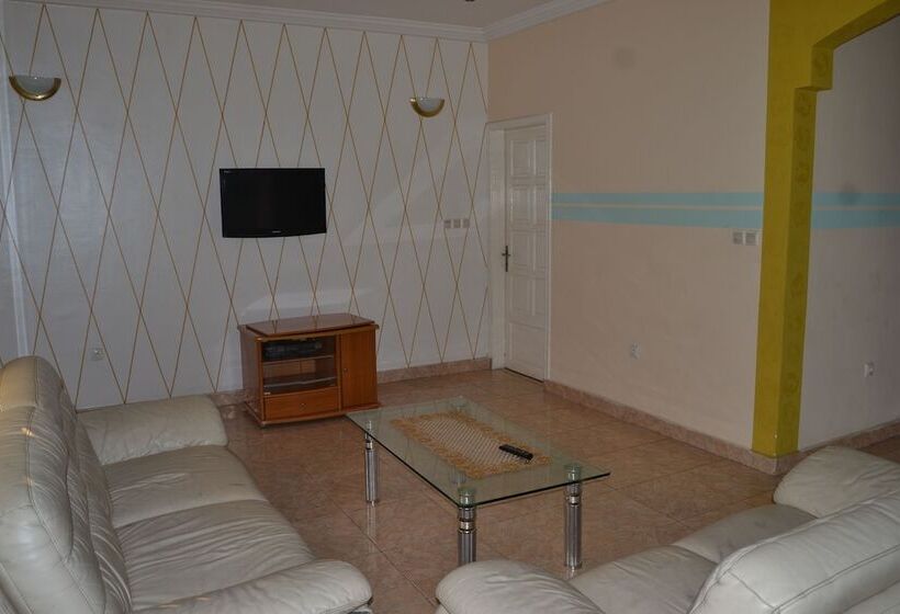 هتل Finesse Luisa