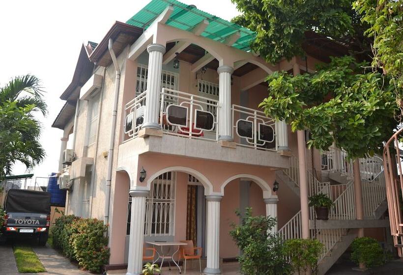 هتل Finesse Luisa