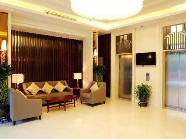 Hotelli Jinjiang Inn Select Suzhou Industrial Zone Jundi Manhattan Plaza