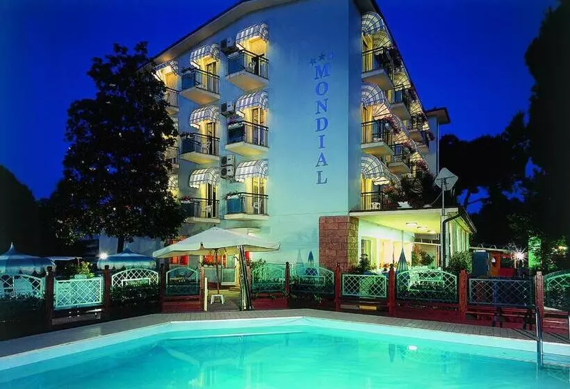 Hotelli Mondial