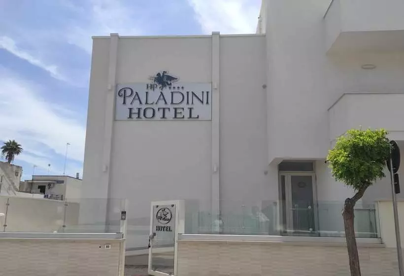 ホテル Paladini