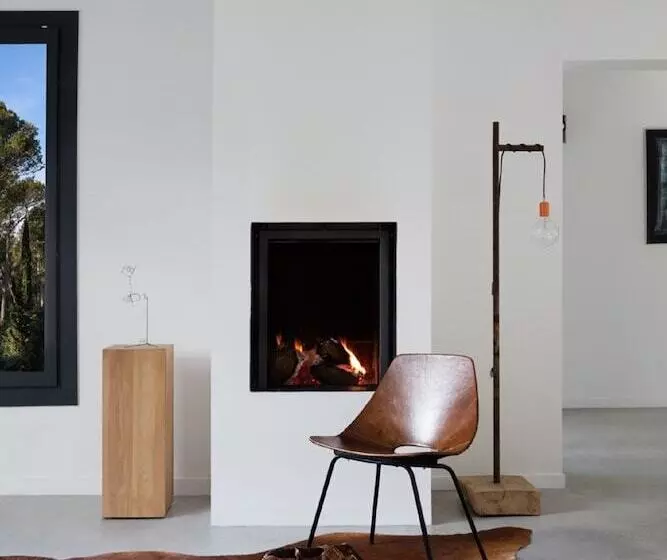 Aamiaismajoitus (B&B) Arty Provence, Piscine Chauffée