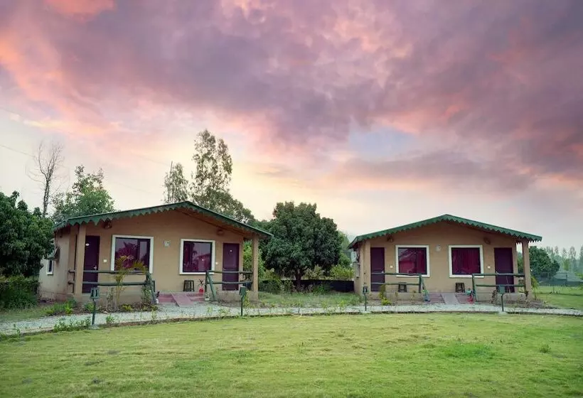 Corbett Soho Resort