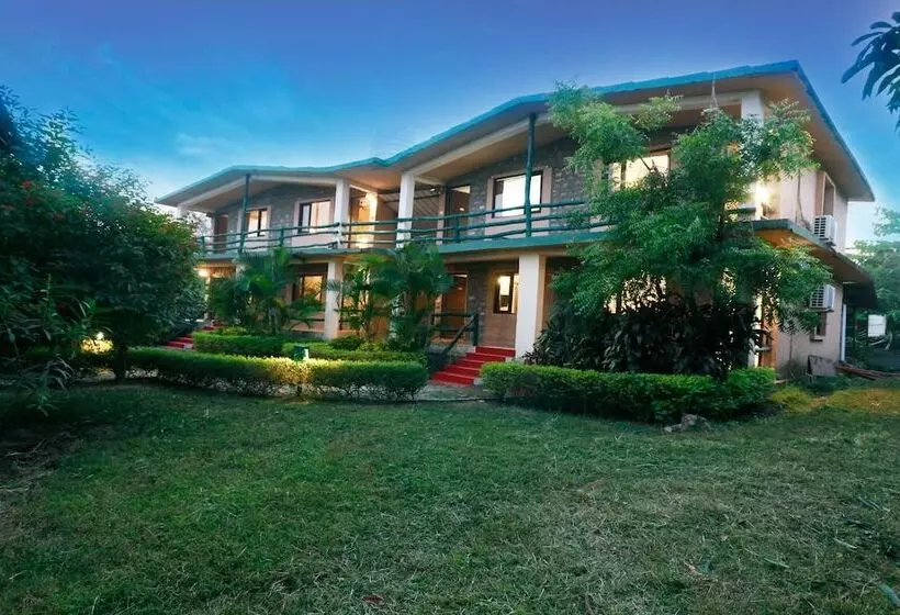 Corbett Soho Resort