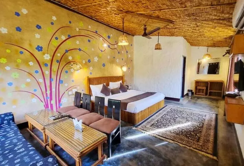 Corbett Soho Resort