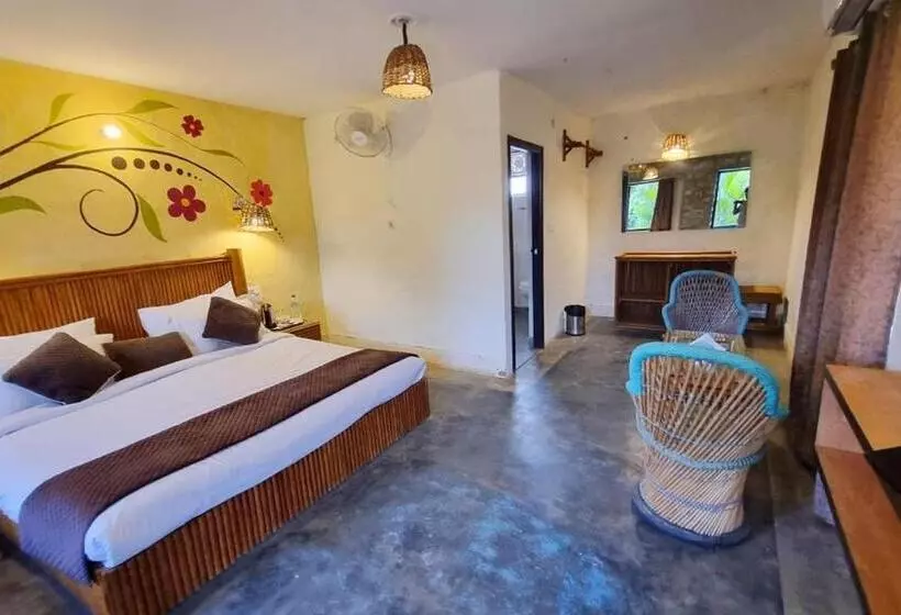 Corbett Soho Resort
