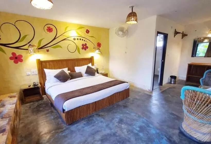 Corbett Soho Resort