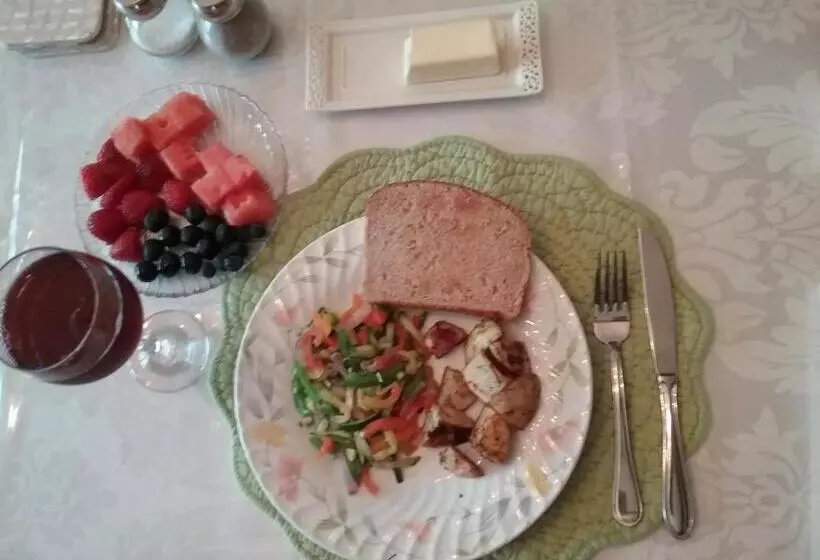 Hanover House Bed And Breakfast