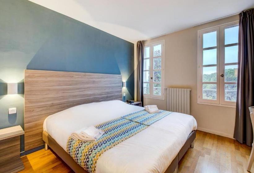 فندق Domaine La Tour Carrée