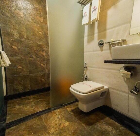 Hotel Rudra Shelter International