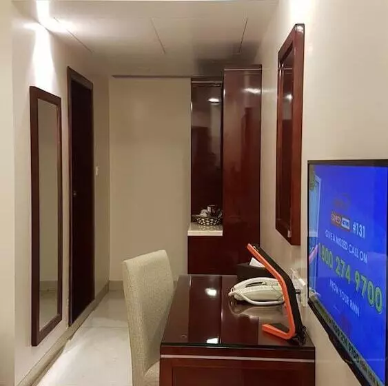 The Avr Hotels & Banquets