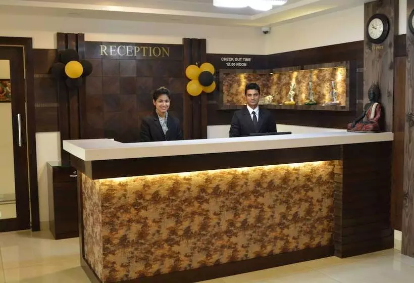 The Avr Hotels & Banquets