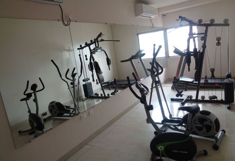 The Avr Hotels & Banquets