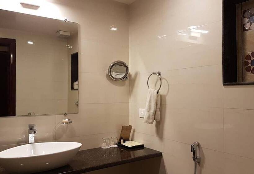 The Avr Hotels & Banquets