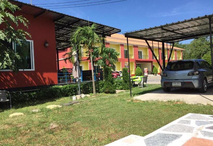 فندق على الطريق Greenfield Residence