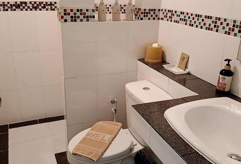 فندق على الطريق Greenfield Residence