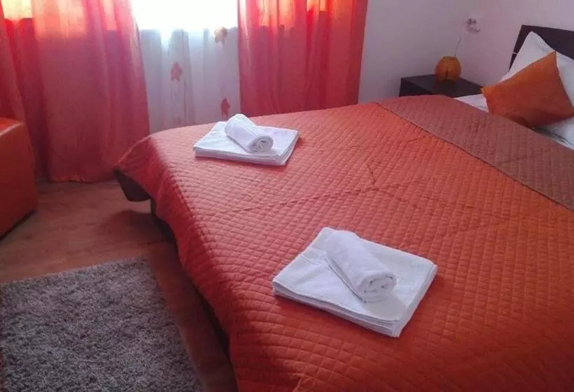 استراحتگاه Casa Regala Ear