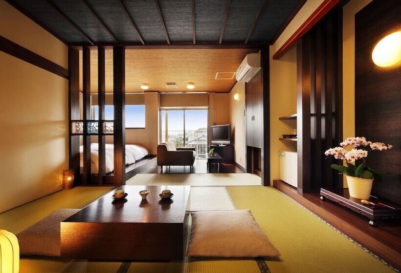 Ryokan Ginrinso Kotobuki