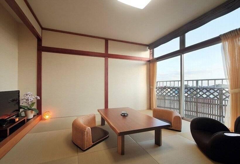 Ryokan Ginrinso Kotobuki