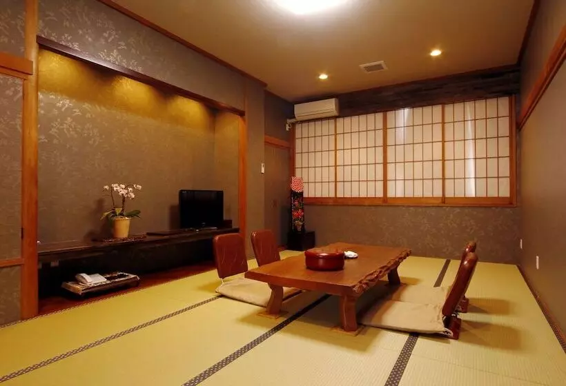 Ryokan Ginrinso Kotobuki