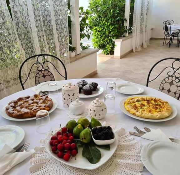 ベッドアンドブレックファースト Casa Poesia