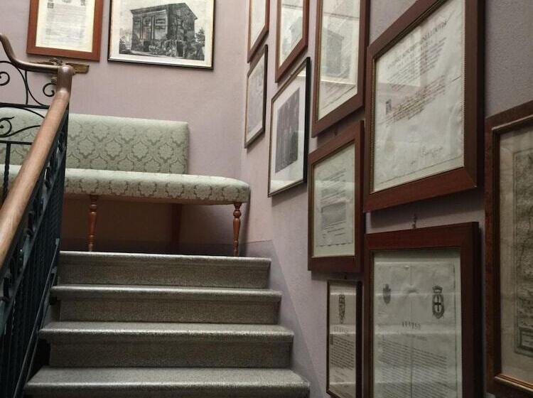 تختخواب و صبحانه Maison 26 Luxury Suites