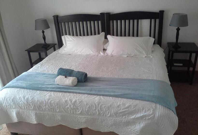 تختخواب و صبحانه Naleli Guest House